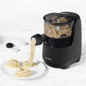 Best Pasta Machine Maker